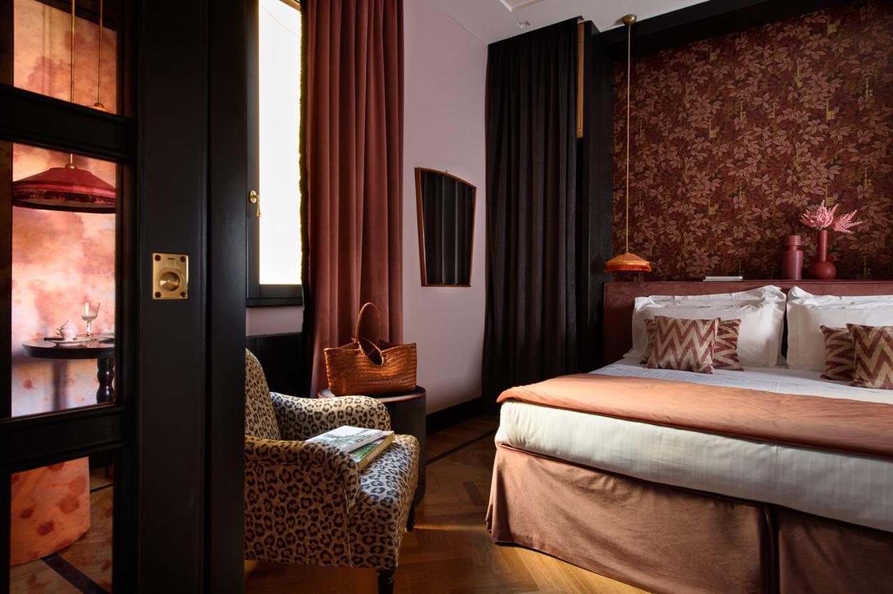 Velona'S Jungle Luxury Suites Florença Exterior foto