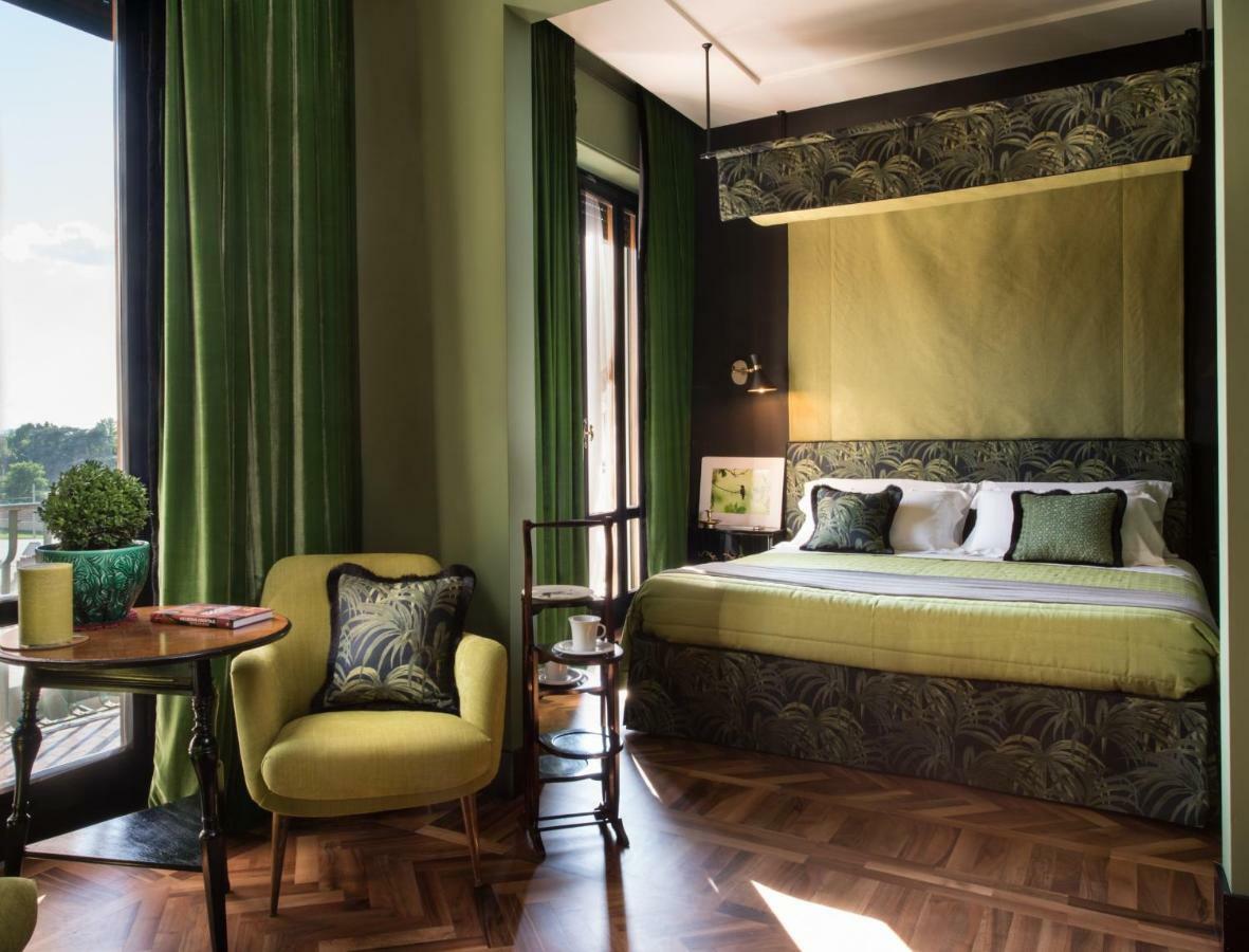 Velona'S Jungle Luxury Suites Florença Exterior foto